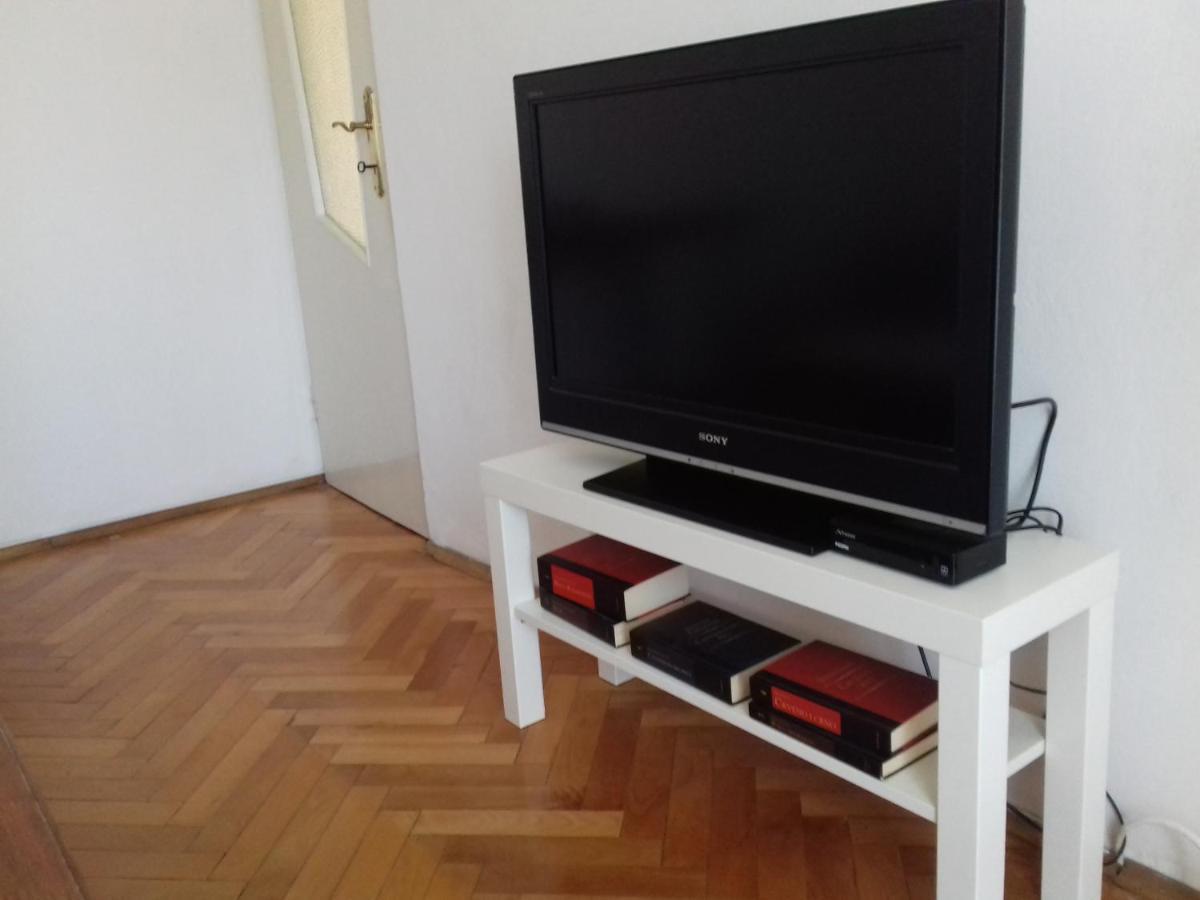 Apartment Dragan Pula Eksteriør billede